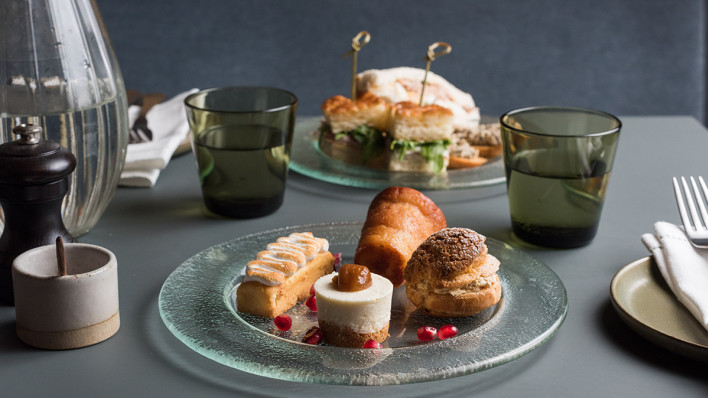 Afternoon tea at the Senate Room