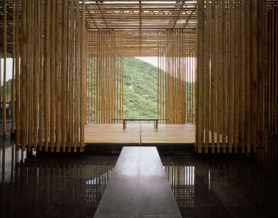 Kengo Kuma & Associates, Great (Bamboo) Wall, near Beijing, China (2002)
