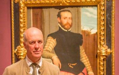 Charles Saumarez Smith in front of Giovanni Battista Moroni's 'Prospero Alessandri', c. 1560 (Oil on canvas, 105 x 83 cm. Liechtenstein. The Princely Collections, Vaduz-Vienna)