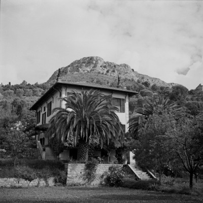 An exterior view of Matisse's Villa le Reve studio