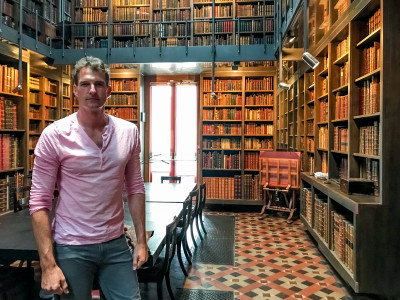 Dan Snow in the RA Library