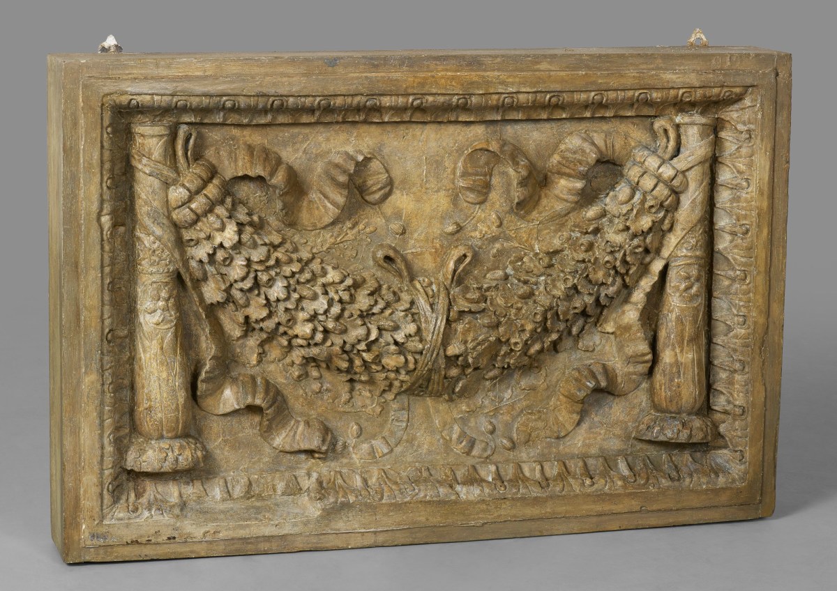 Vatican Museums (Vatican City), Cast of panel with oak-leaf garland between candelabra