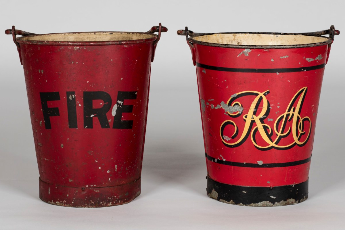 Unknown maker, Fire bucket