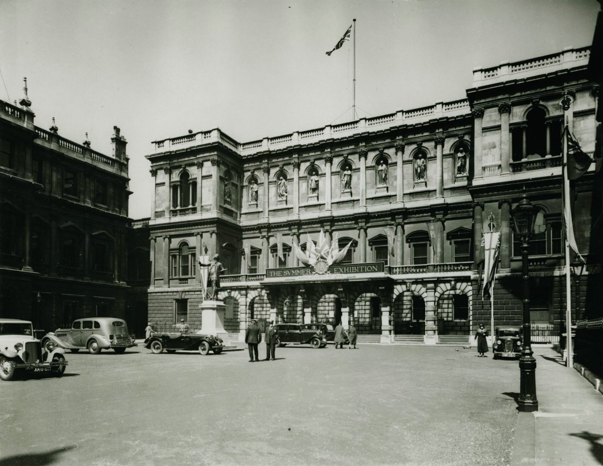 , Photographs of the 1935 Summer Exhibition.