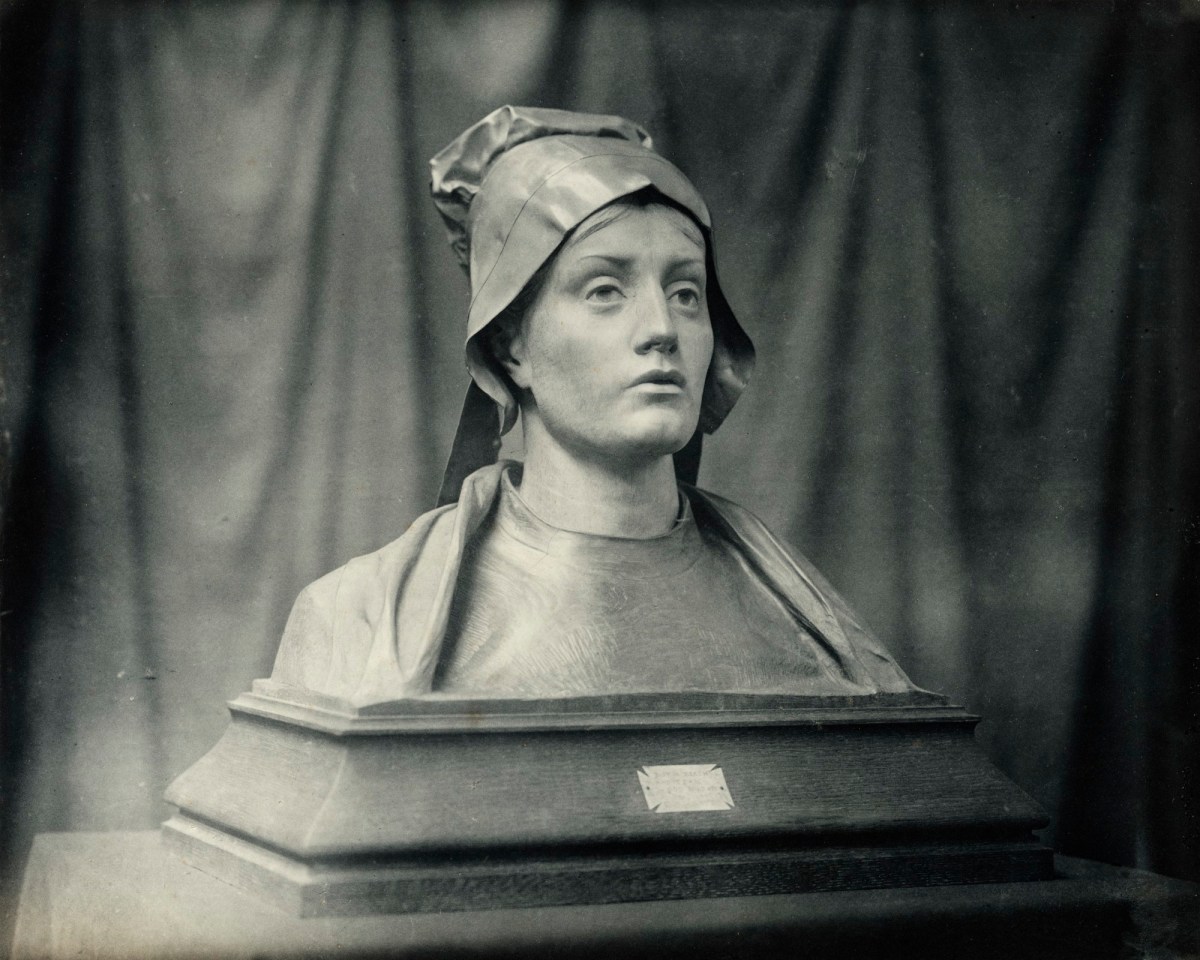 Unidentified photographer, La Paimpolaise