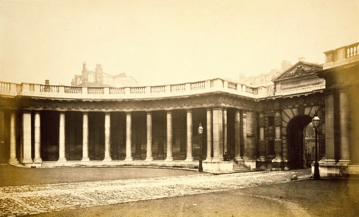 Stephen Ayling, Burlington House, Piccadilly: gateway & east colonnade.