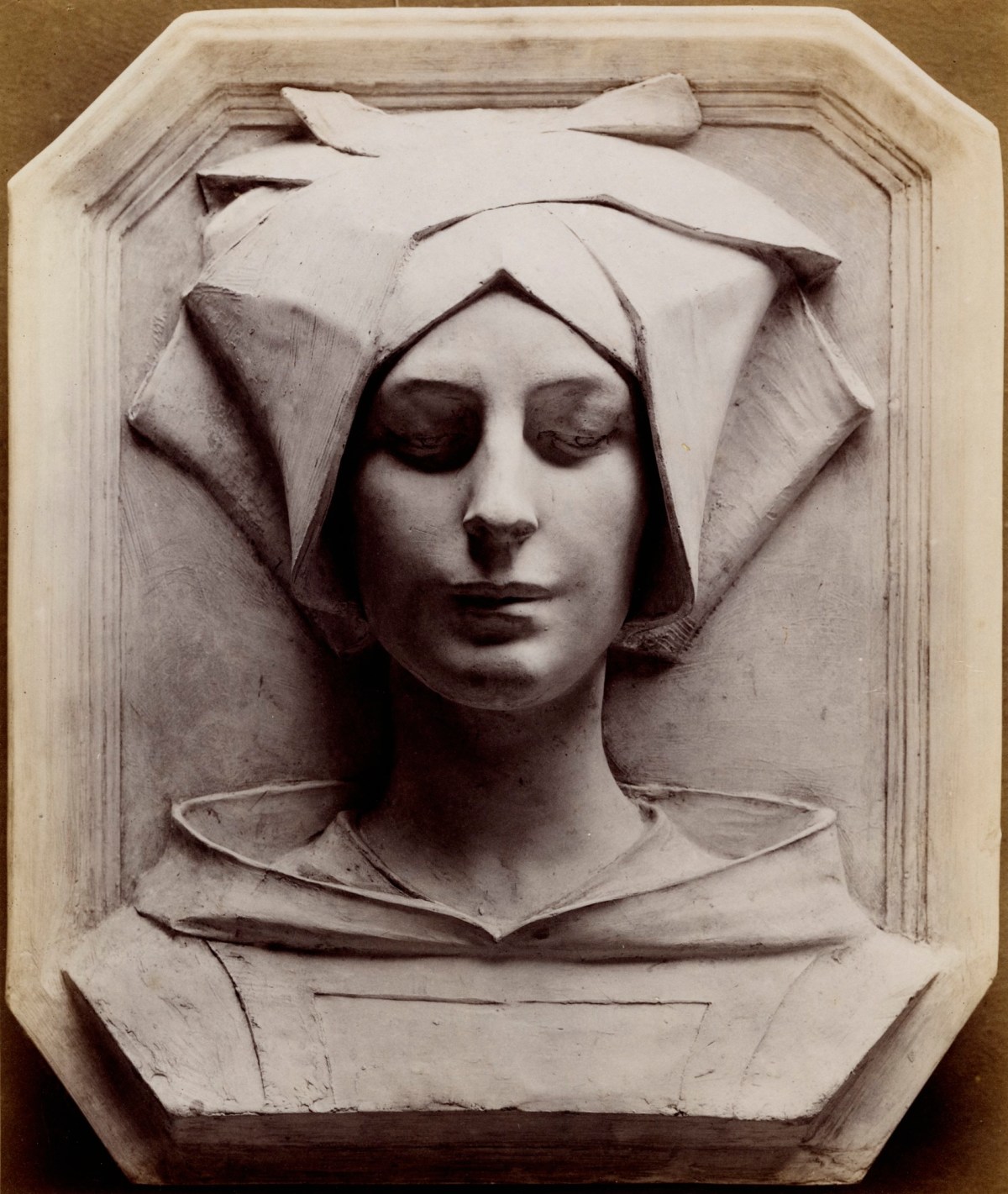 Unidentified photographer, Marble relief, St. Yvonne