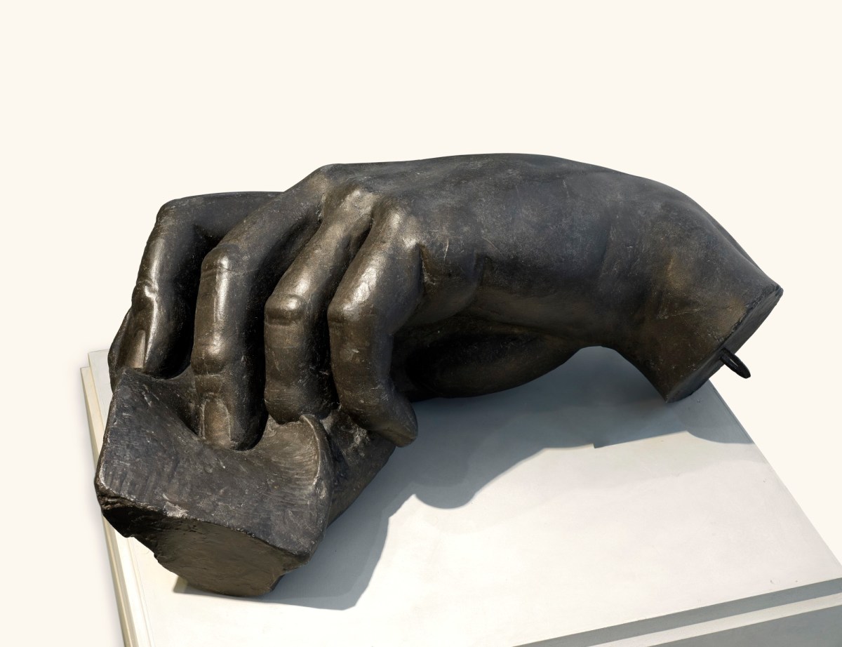 Unknown, Cast of a colossal hand