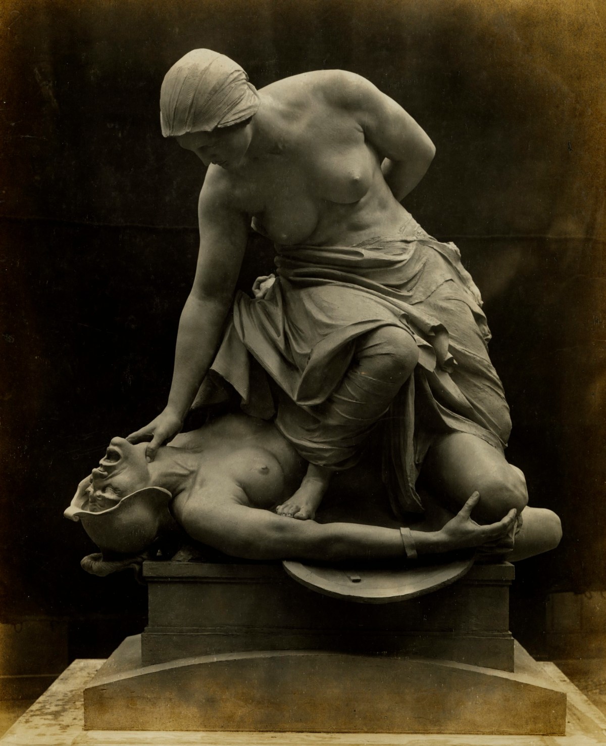Unidentified photographer, Peace overcoming War