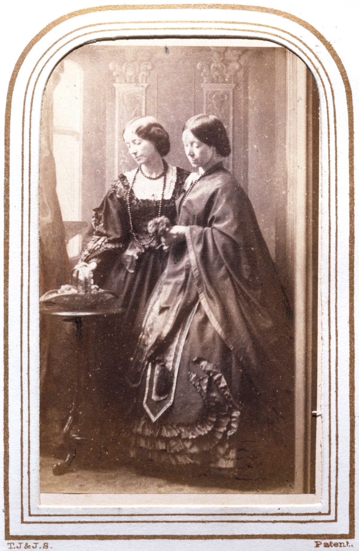 Unidentified photographer, Annie Feray Mutrie and Martha Darley Mutrie