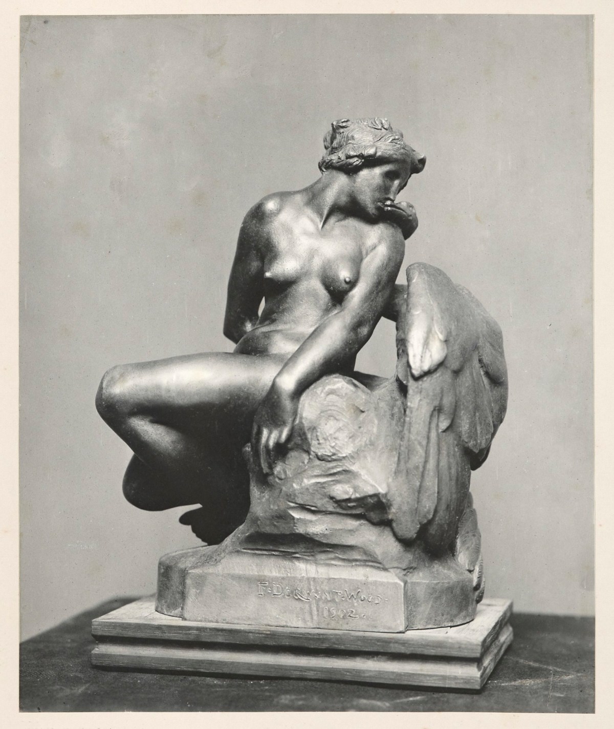 Unidentified photographer, Sketch model for 'Leda'