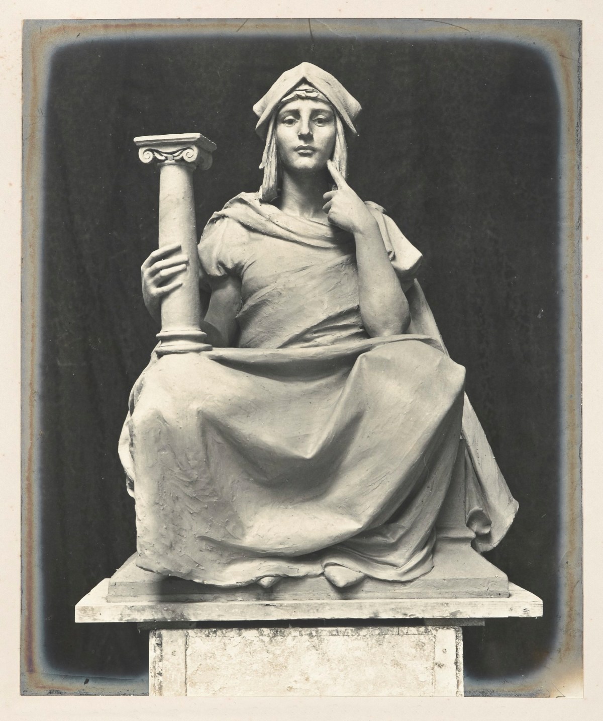 Unidentified photographer, Architecture