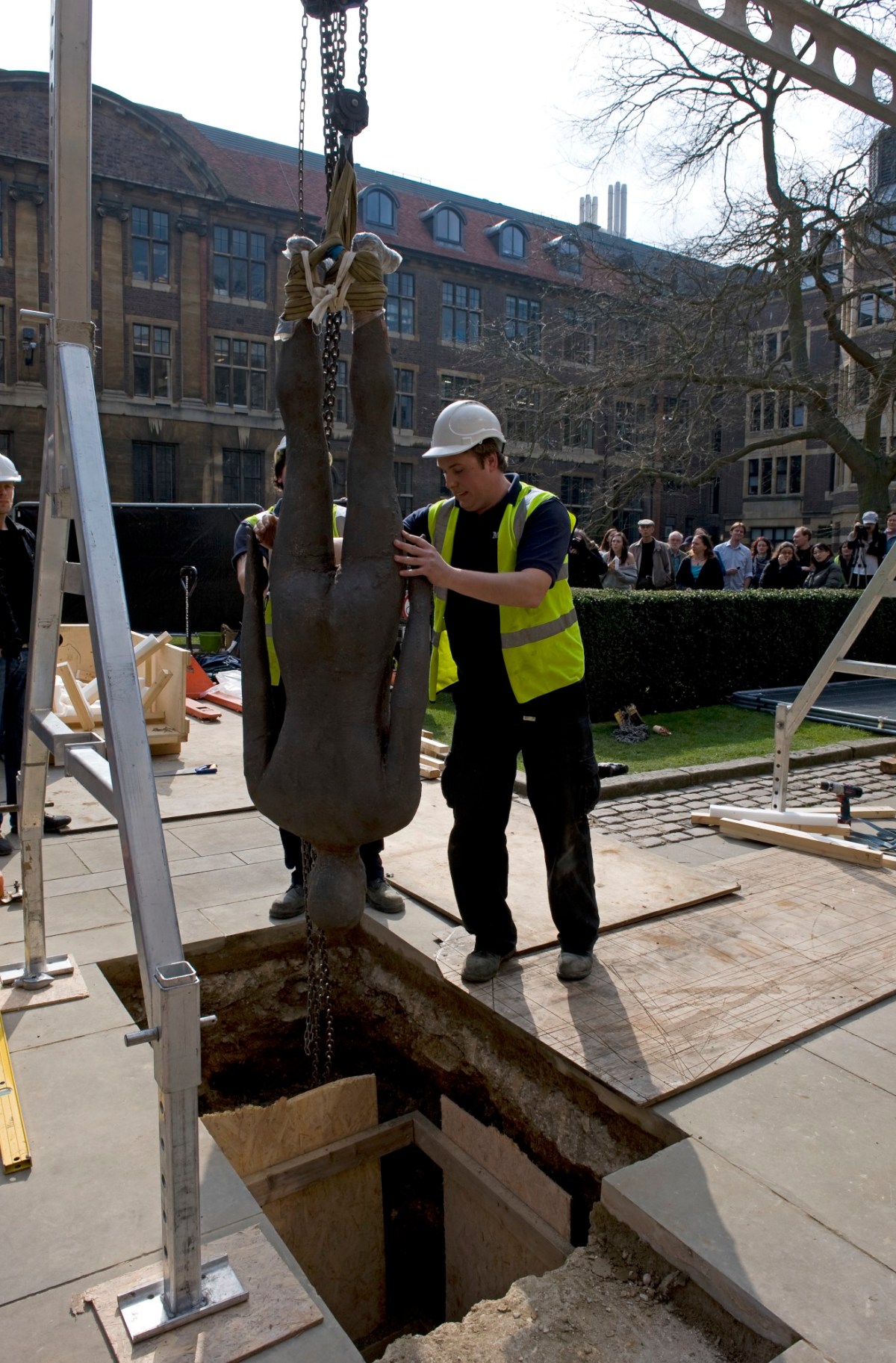 Marcus Leith, Photography of the installation of Antony Gormley's Diploma Work 'Plant' at McDonald Institute, Cambridge University.