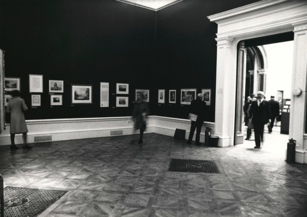 Photo Studios, Visitors, queues and installation photography of the exhibition Turner 1775-1851.