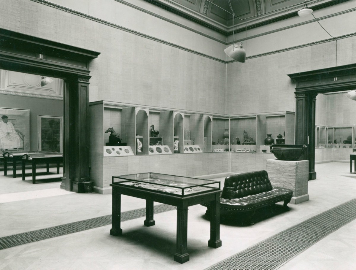 Unidentified photographer, Gallery II, Royal Academy of Arts, International Exhibition of Chinese Art 1935-36.
