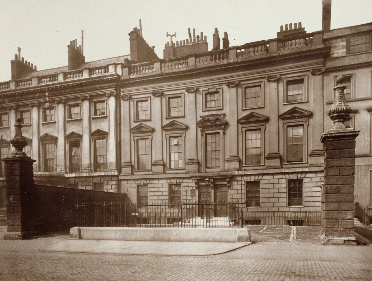 Lincoln's Inn Fields Lindsey House Works of Art RA Collection