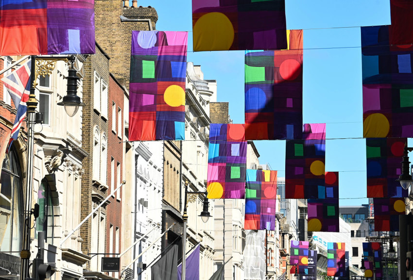 Installation views of the Bond Street flags designed by Mali Morris RA as part of Art in Mayfair