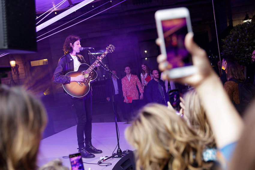James Bay performing in the Annenberg Courtyard