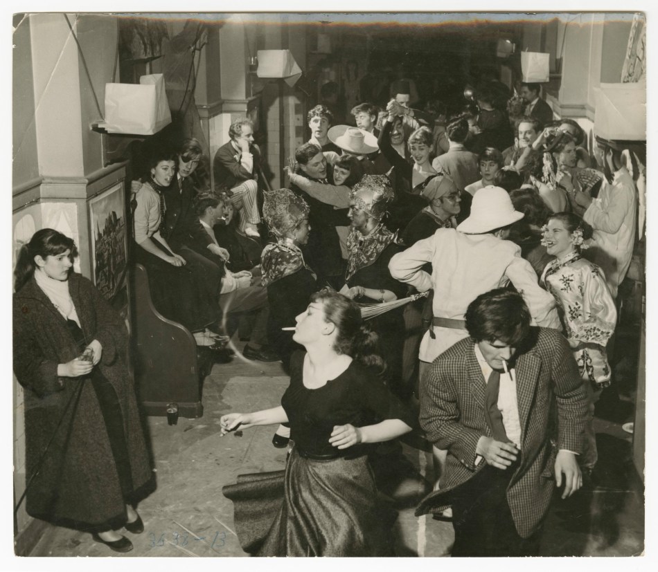 Pictorial Press, A dance in the Cast Corridor in the Royal Academy Schools.