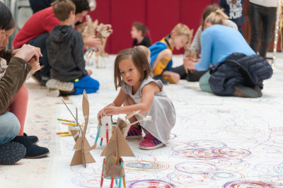 Family how-to: make a drawing sculpture-bot | Blog | Royal ... - 400 x 266 jpeg 44kB